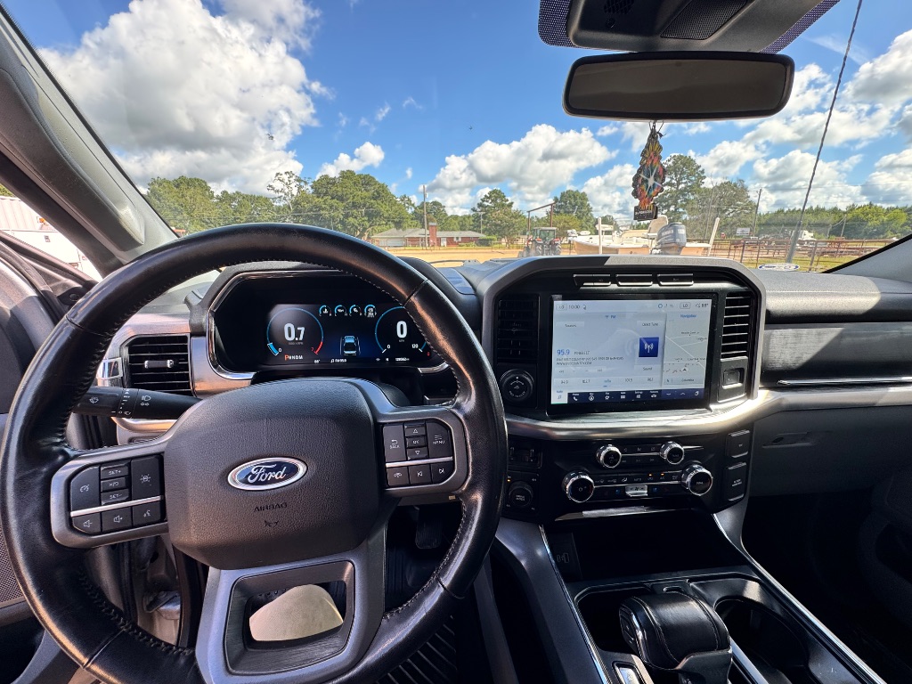 2022 Ford F-150 Lariat - Photo 14