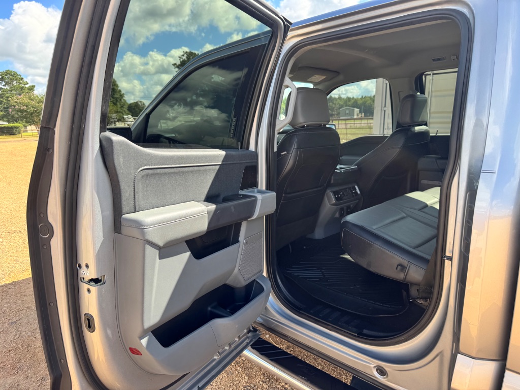 2022 Ford F-150 Lariat - Photo 10